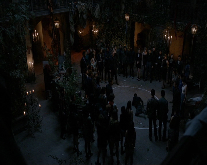 VampireDiaries-dot-nl_TheOriginals4x01GatherUpTheKillers1570.jpg