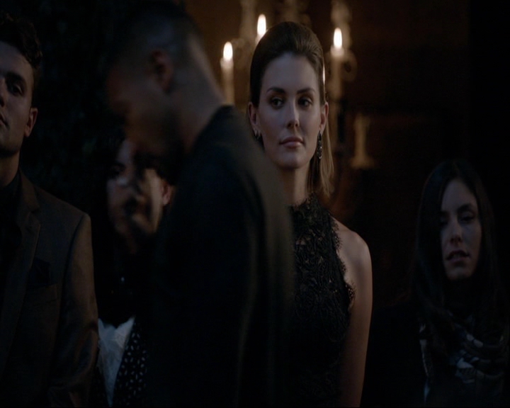 VampireDiaries-dot-nl_TheOriginals4x01GatherUpTheKillers1581.jpg