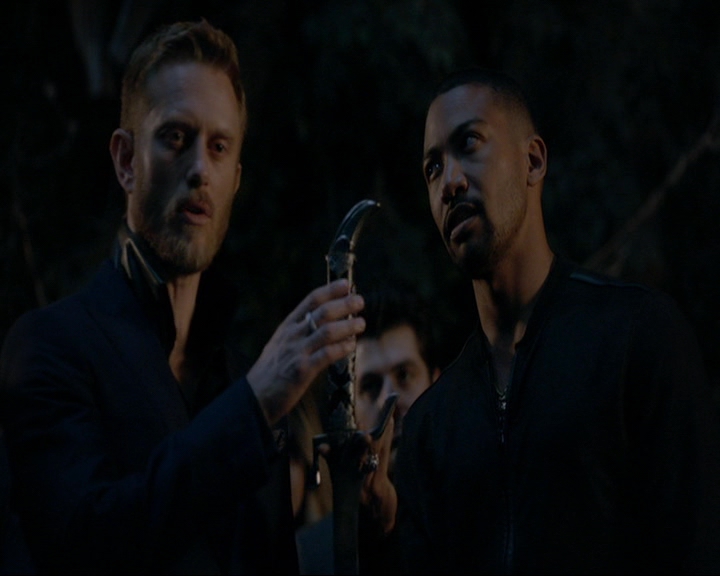 VampireDiaries-dot-nl_TheOriginals4x01GatherUpTheKillers1614.jpg