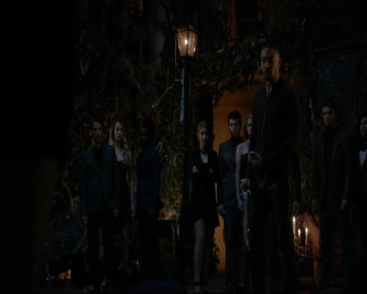 VampireDiaries-dot-nl_TheOriginals4x01GatherUpTheKillers1792.jpg