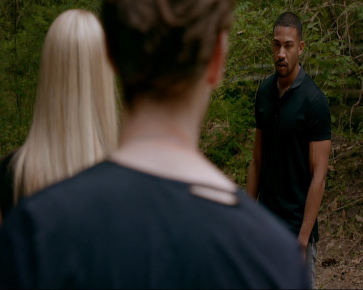 VampireDiaries-dot-nl_TheOriginals4x02NoQuarter1928.jpg