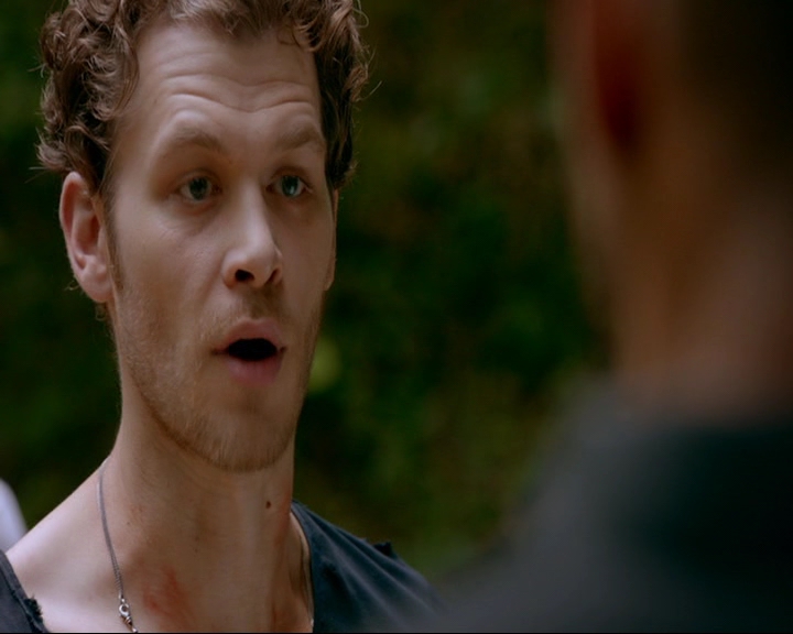 VampireDiaries-dot-nl_TheOriginals4x02NoQuarter1947.jpg