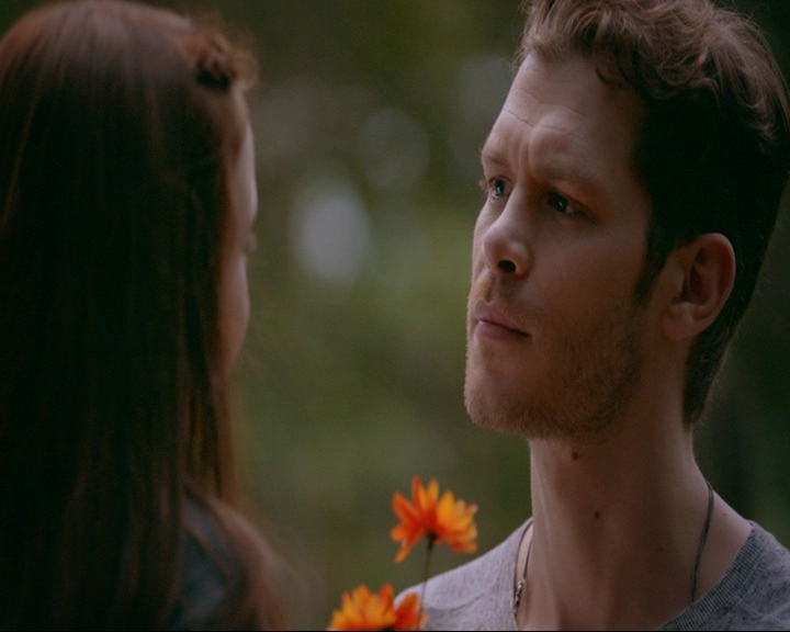 VampireDiaries-dot-nl_TheOriginals4x03HaunterOfRuins1343.jpg