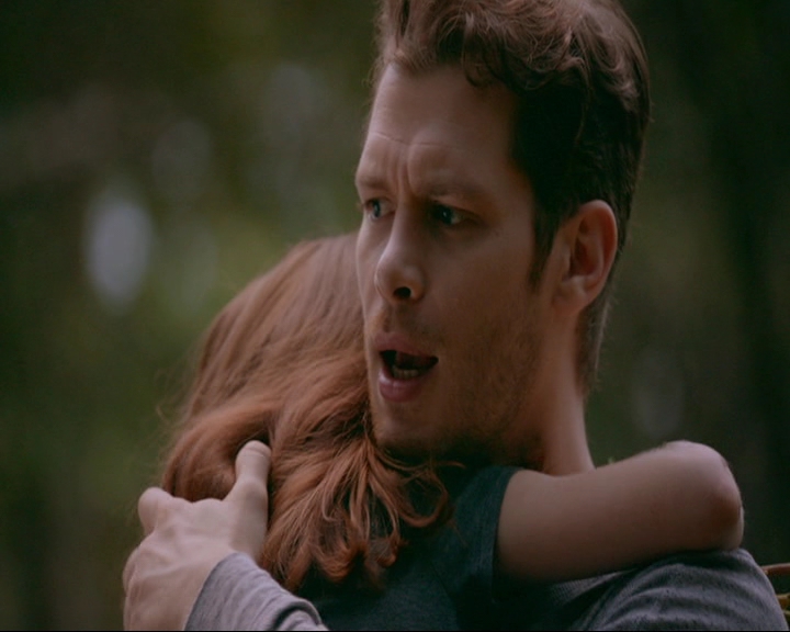 VampireDiaries-dot-nl_TheOriginals4x03HaunterOfRuins1369.jpg