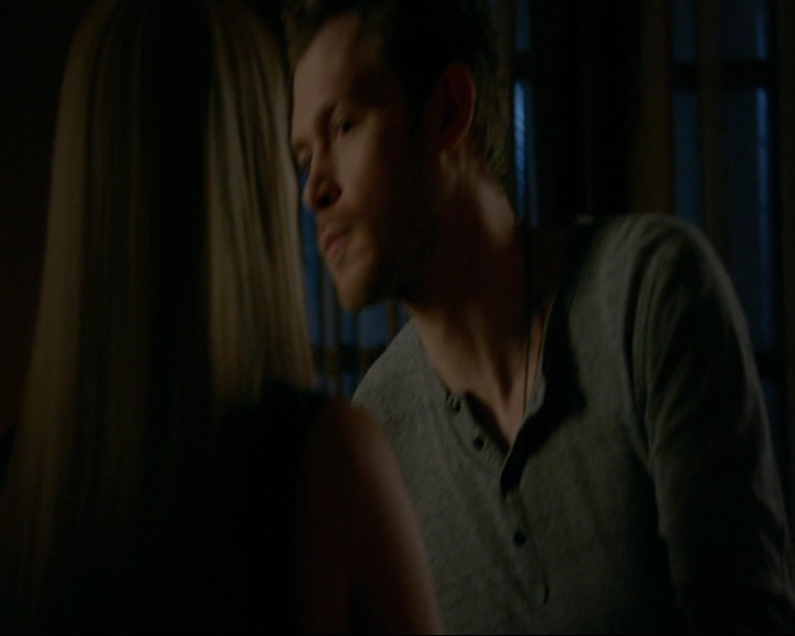 VampireDiaries-dot-nl_TheOriginals4x03HaunterOfRuins1468.jpg