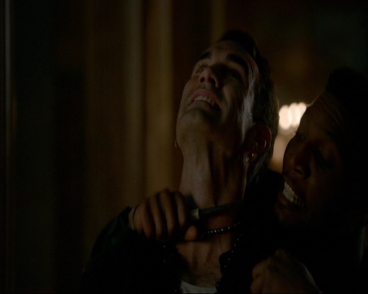 VampireDiaries-dot-nl_TheOriginals4x03HaunterOfRuins1825.jpg