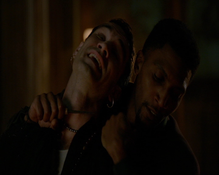 VampireDiaries-dot-nl_TheOriginals4x03HaunterOfRuins1831.jpg