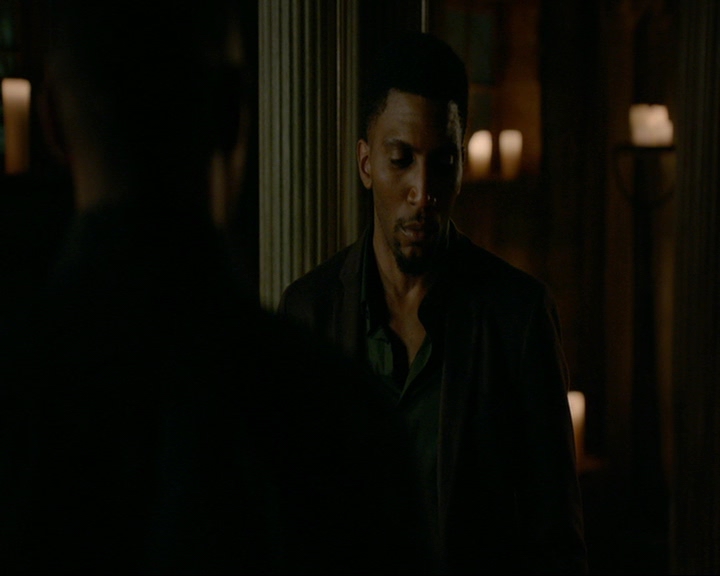 VampireDiaries-dot-nl_TheOriginals4x03HaunterOfRuins2106.jpg