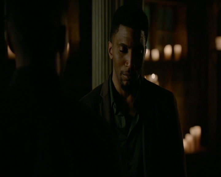 VampireDiaries-dot-nl_TheOriginals4x03HaunterOfRuins2108.jpg