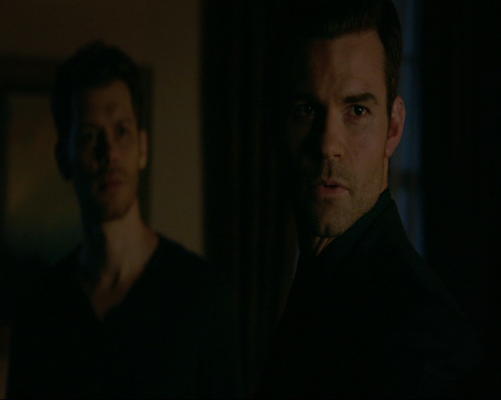 VampireDiaries-dot-nl_TheOriginals4x03HaunterOfRuins2250.jpg