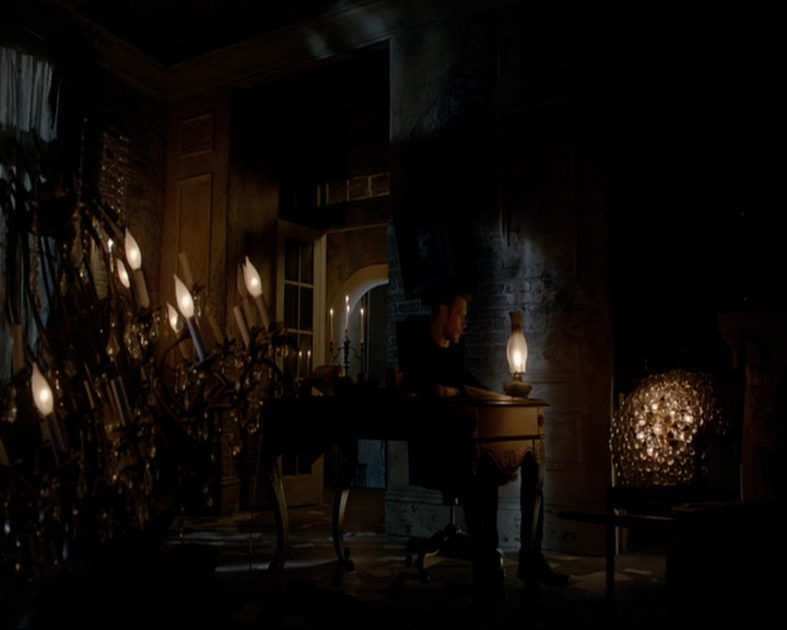 VampireDiaries-dot-nl_TheOriginals4x05IHearYouKnocking0120.jpg