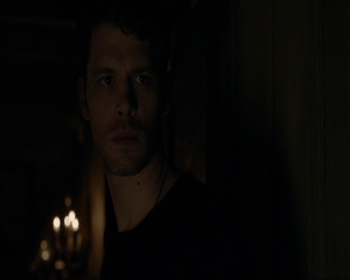 VampireDiaries-dot-nl_TheOriginals4x05IHearYouKnocking0149.jpg