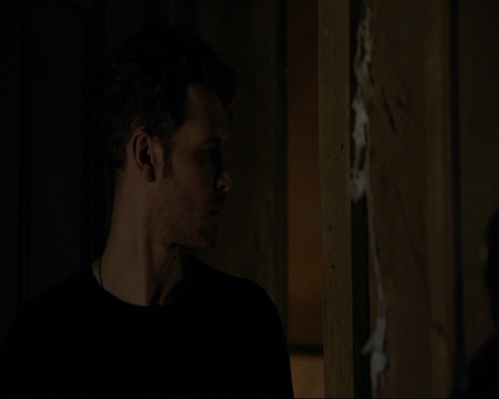 VampireDiaries-dot-nl_TheOriginals4x05IHearYouKnocking0151.jpg