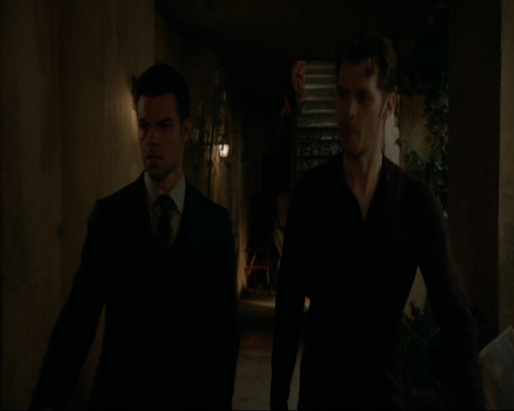 VampireDiaries-dot-nl_TheOriginals4x05IHearYouKnocking0269.jpg