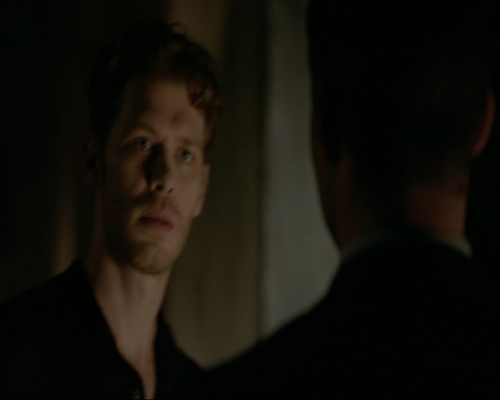 VampireDiaries-dot-nl_TheOriginals4x05IHearYouKnocking0287.jpg