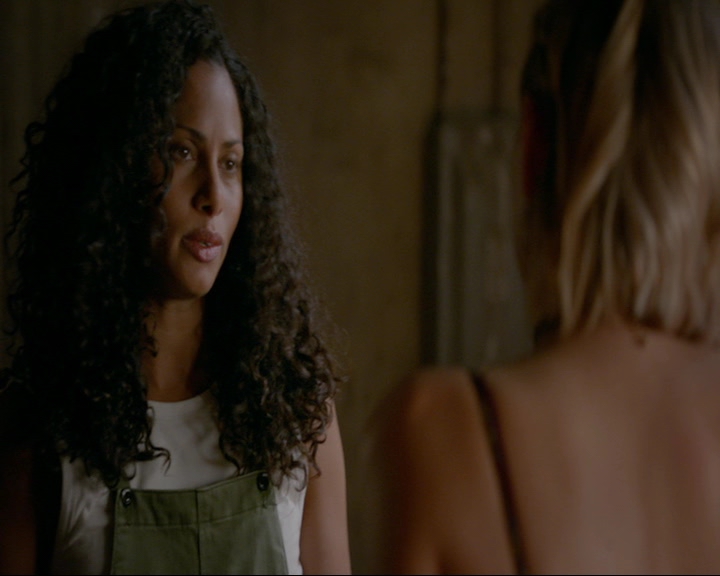 VampireDiaries-dot-nl_TheOriginals4x05IHearYouKnocking0388.jpg