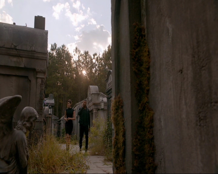 VampireDiaries-dot-nl_TheOriginals4x05IHearYouKnocking0423.jpg