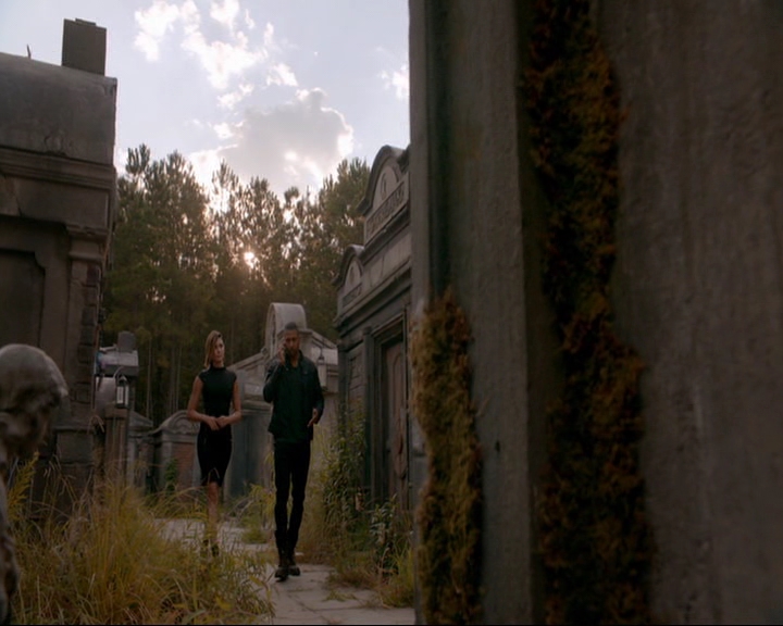 VampireDiaries-dot-nl_TheOriginals4x05IHearYouKnocking0425.jpg