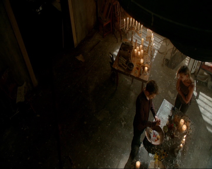 VampireDiaries-dot-nl_TheOriginals4x05IHearYouKnocking0506.jpg