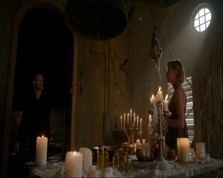 VampireDiaries-dot-nl_TheOriginals4x05IHearYouKnocking0534.jpg