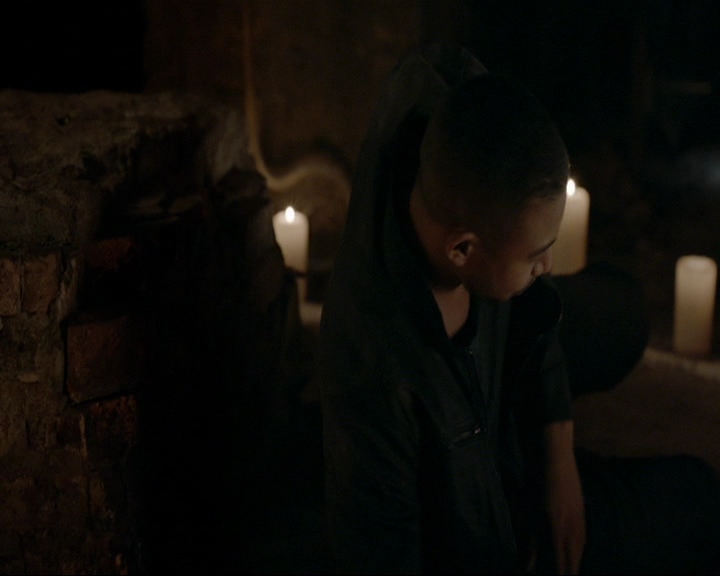 VampireDiaries-dot-nl_TheOriginals4x05IHearYouKnocking2139.jpg