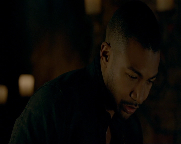 VampireDiaries-dot-nl_TheOriginals4x05IHearYouKnocking2173.jpg