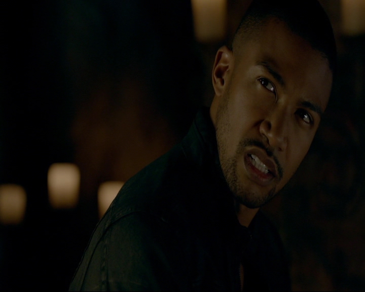 VampireDiaries-dot-nl_TheOriginals4x05IHearYouKnocking2205.jpg