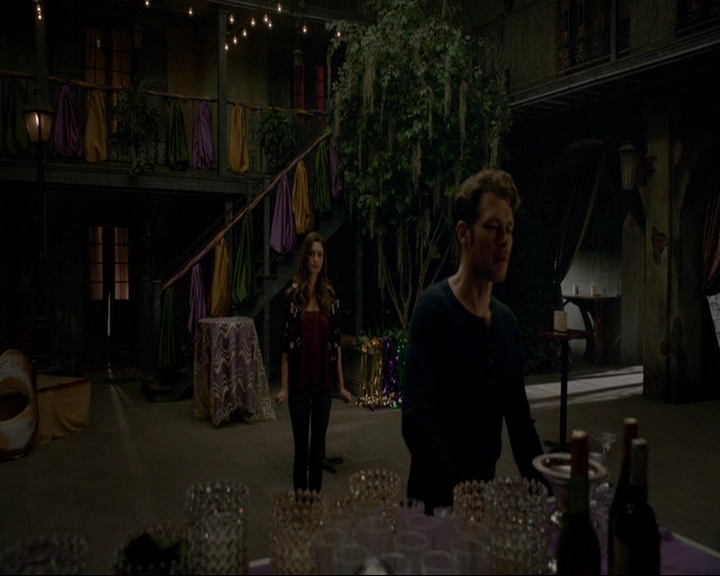 VampireDiaries-dot-nl_TheOriginals4x06BagOfCobras0146.jpg