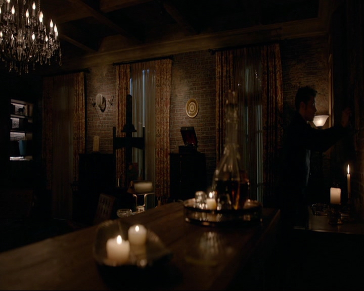 VampireDiaries-dot-nl_TheOriginals4x06BagOfCobras0863.jpg