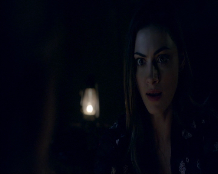 VampireDiaries-dot-nl_TheOriginals4x06BagOfCobras0949.jpg