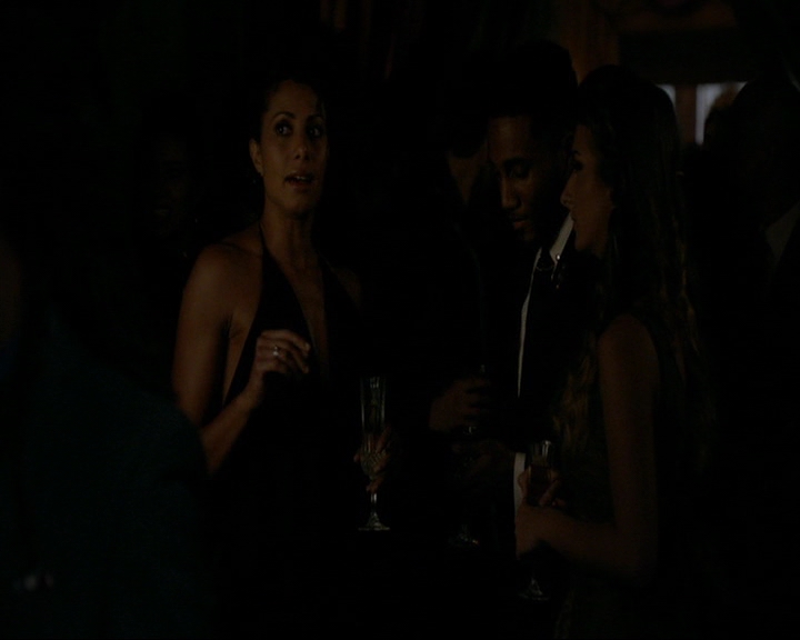 VampireDiaries-dot-nl_TheOriginals4x06BagOfCobras1134.jpg