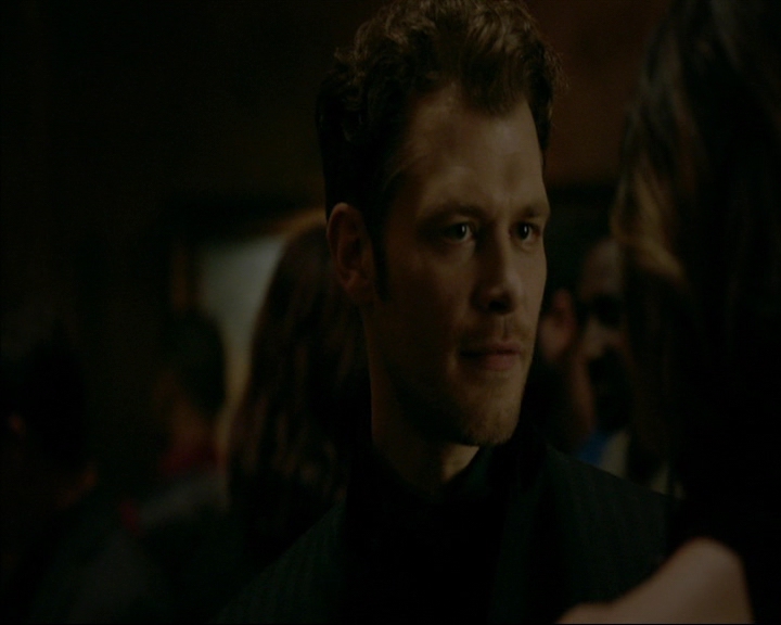 VampireDiaries-dot-nl_TheOriginals4x06BagOfCobras1219.jpg