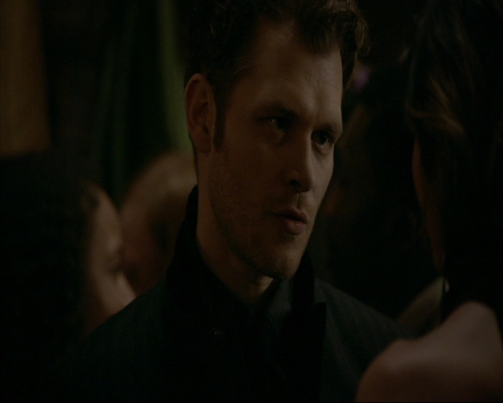 VampireDiaries-dot-nl_TheOriginals4x06BagOfCobras1235.jpg