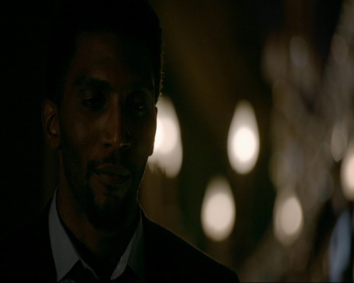 VampireDiaries-dot-nl_TheOriginals4x06BagOfCobras1272.jpg