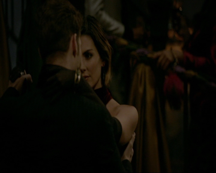 VampireDiaries-dot-nl_TheOriginals4x06BagOfCobras1355.jpg