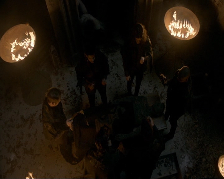 VampireDiaries-dot-nl_TheOriginals4x06BagOfCobras2315.jpg