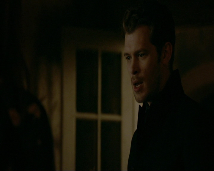 VampireDiaries-dot-nl_TheOriginals4x06BagOfCobras2354.jpg