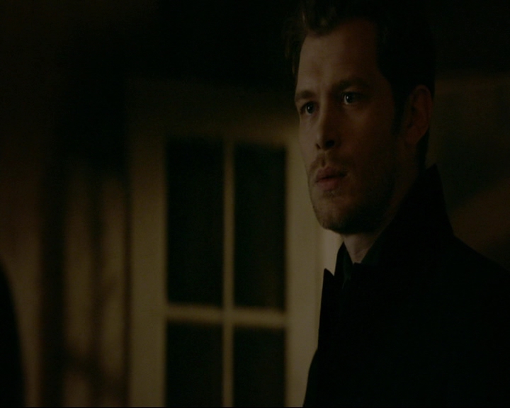 VampireDiaries-dot-nl_TheOriginals4x06BagOfCobras2357.jpg