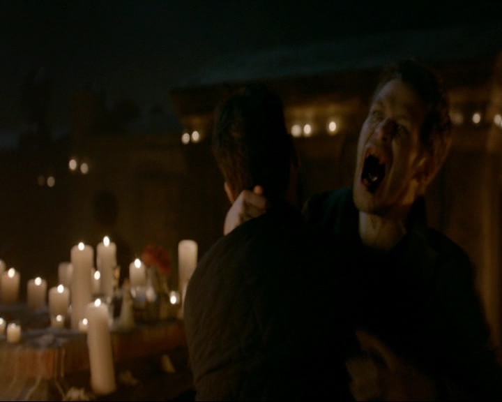 VampireDiaries-dot-nl_TheOriginals4x09QueenDeath1625.jpg