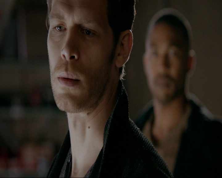 VampireDiaries-dot-nl_TheOriginals4x10Phantomesque1511.jpg