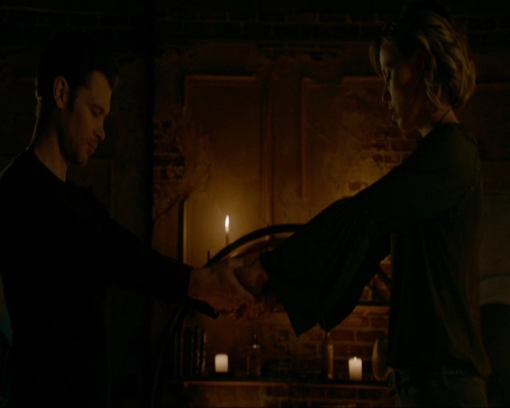 VampireDiariesWorld-dot-nl_TheOriginals4x11ASpiritThereThatWontBeBroken2047.jpg