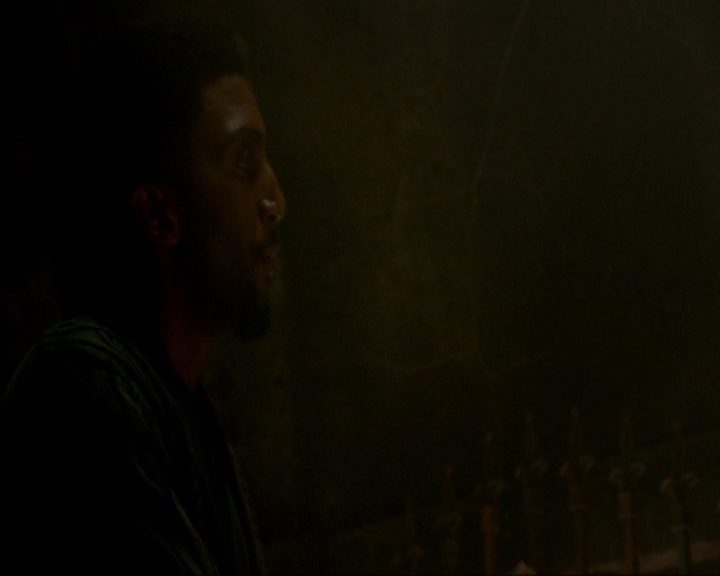 VampireDiariesWorld-dot-nl_TheOriginals4x12VoodooChild0620.jpg