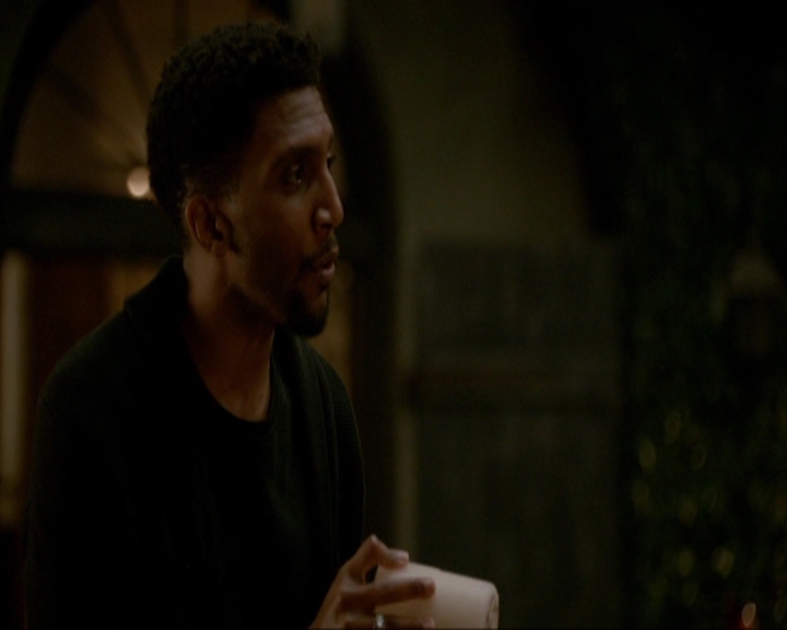 VampireDiariesWorld-dot-nl_TheOriginals4x13TheFeastOfAllSinners0927.jpg