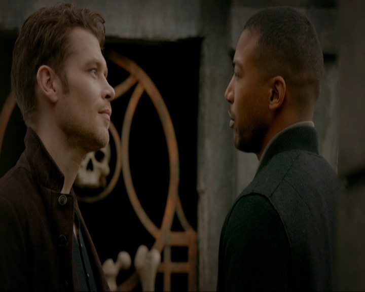 VampireDiariesWorld-dot-nl_TheOriginals4x13TheFeastOfAllSinners1052.jpg