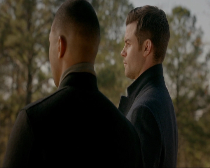 VampireDiariesWorld-dot-nl_TheOriginals4x13TheFeastOfAllSinners1664.jpg