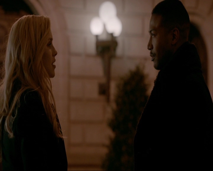 VampireDiariesWorld-dot-nl_TheOriginals4x13TheFeastOfAllSinners2122.jpg