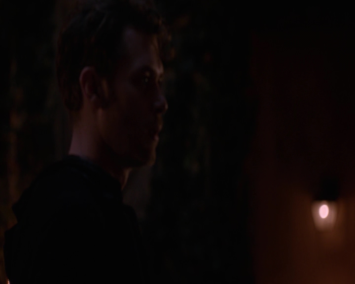 VampireDiaries-dot-nl_TheOriginals-S4-GagReel0233.jpg