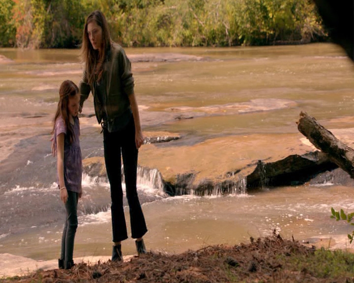 VampireDiaries-dot-nl_TheOriginals4x01GatherUpTheKillers-deletedscene0044.jpg