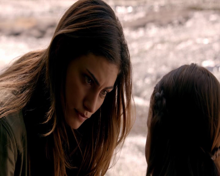 VampireDiaries-dot-nl_TheOriginals4x01GatherUpTheKillers-deletedscene0074.jpg