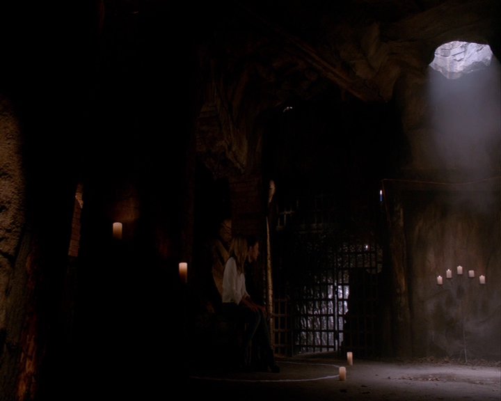 VampireDiaries-dot-nl_TheOriginals4x02NoQuarter-deletedscene0008.jpg